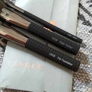 3 LARUCE Brushes - shadow,contour, foundation